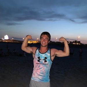 Meet your Posher, Kyle